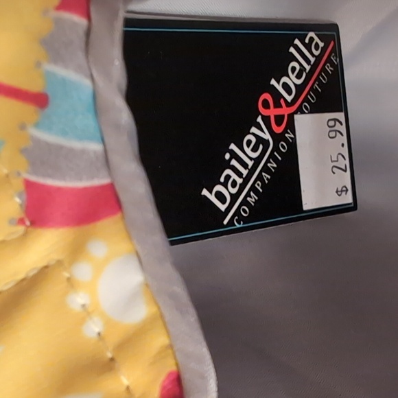 ❤️ Dog Raincoat Medium by Bailey and Bella - Picture 5 of 7